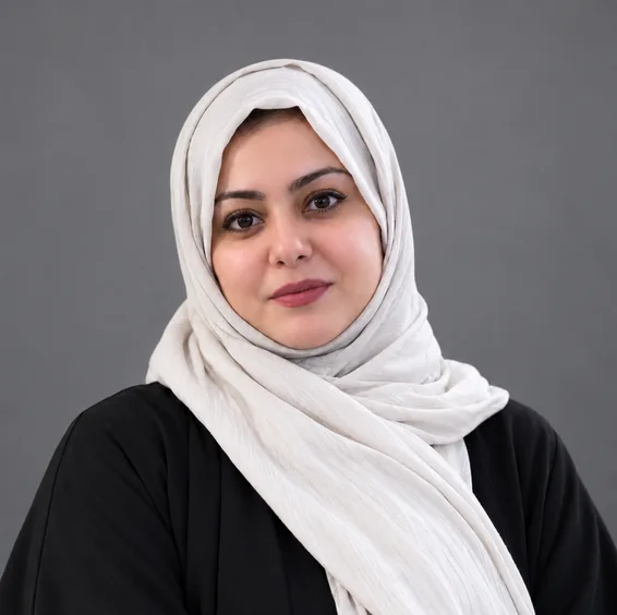 Portrait of Dr. Sumbul Alam, Senior Research Partner